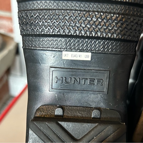 Hunter Tall Black Glossy Boots - Picture 15 of 16